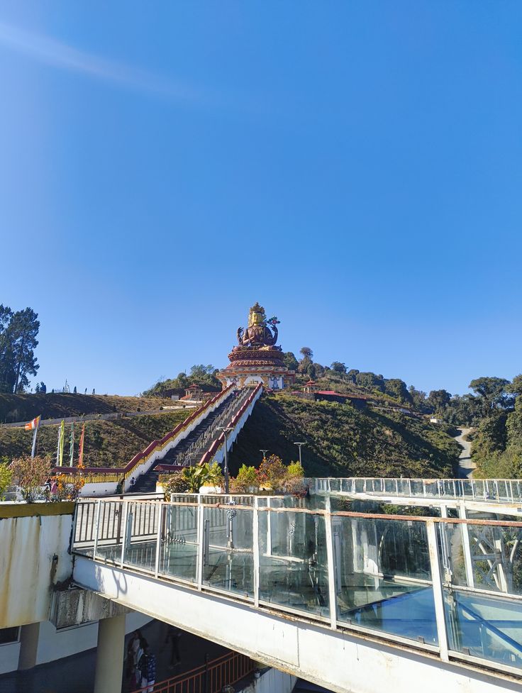 GANGTOK 03 N + LACHUNG 01 N + PELLING 2N TOUR PACKAGE image