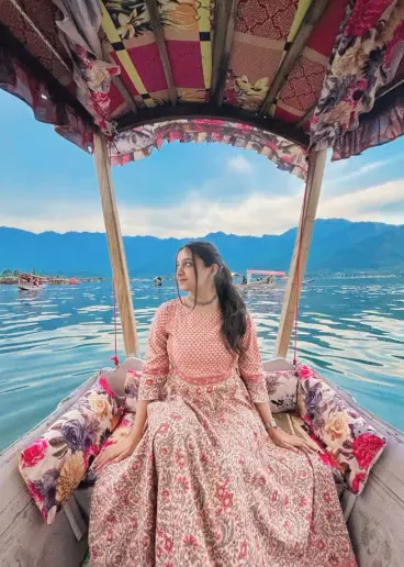 SRINAGAR 03 N + HOUSEBOAT 01 N TOUR PACKAGE Event